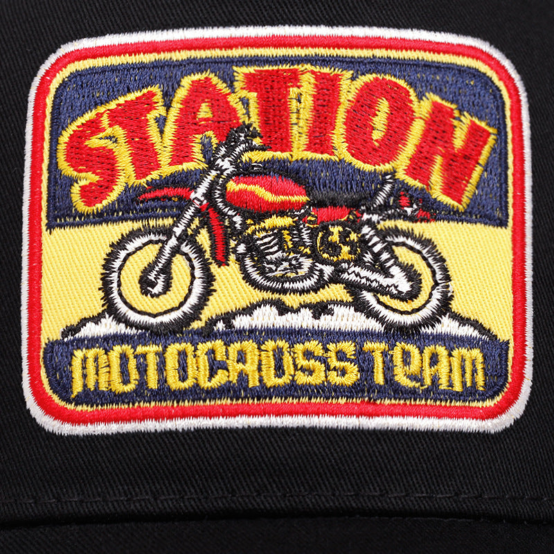 Wholesale Retro Bull Head Motorcycle Baseball Cap Sun Visor Breathable Trucker Cap